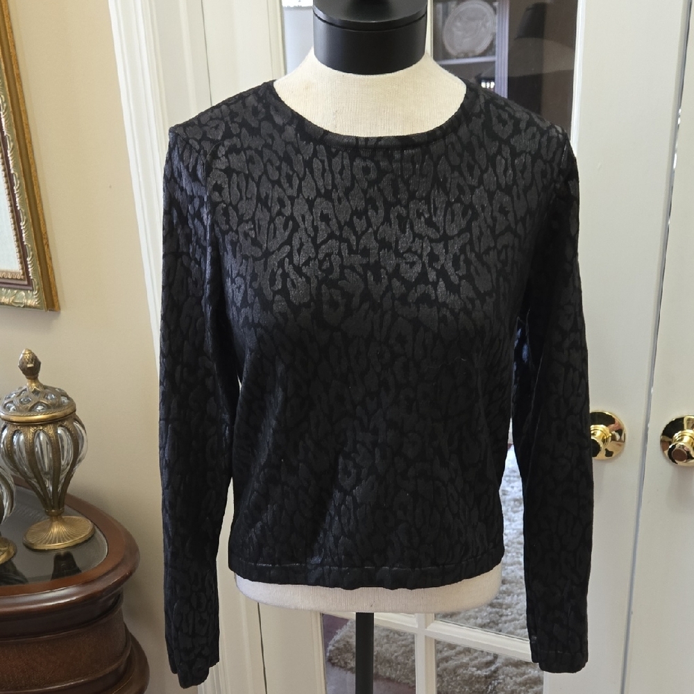 Jennifer Lopez Black On Black Animal Print Long Sleeve Top Long Sleeve Large EUC